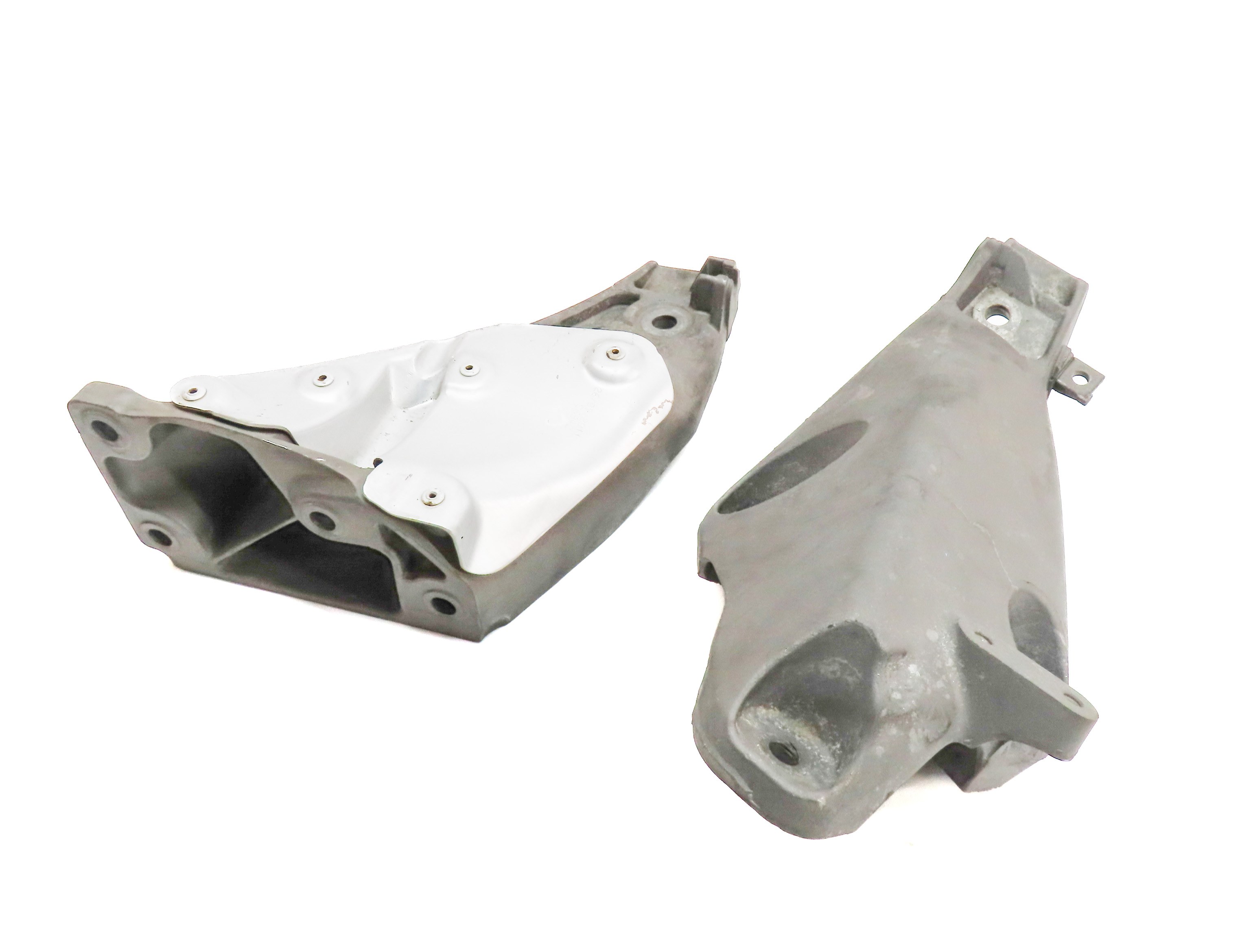 2012 BMW X5 (E70) 3.0L DIESEL (M57Y) ENGINE MOTOR MOUNT SUPPORT BRACKET SET/2 — exact item pictured